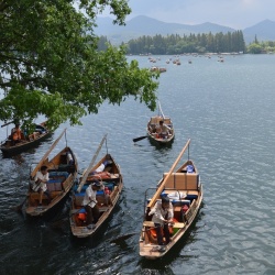 Navigating Hangzhou: Essential Transportation Tips for Tourists