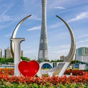 Guangzhou to Zhongshan:An Immersive Tour of a Film City&Historic Arcade Buildings