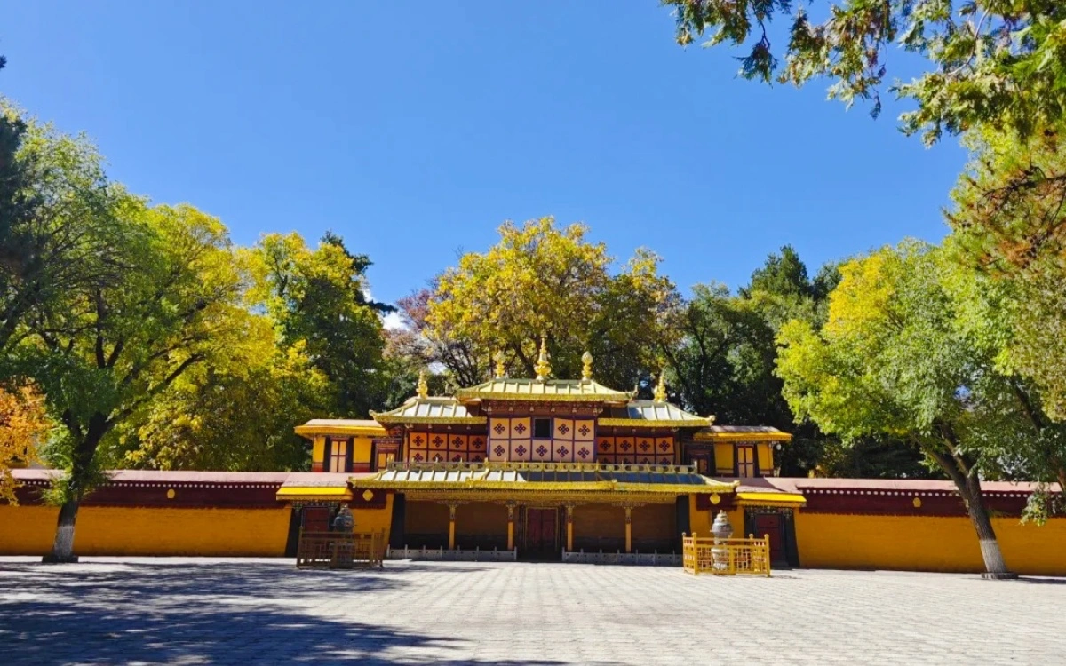 Day 3: Lhasa
