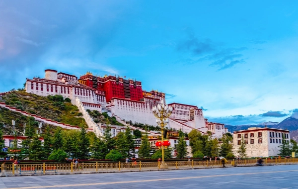 Day 7: Lhasa